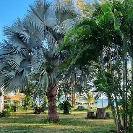 Tk Beach Resort Ко Мак Екстериор снимка