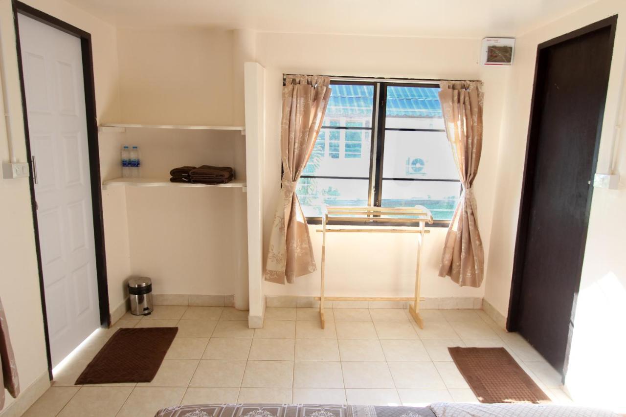 Tk Beach Resort Ко Мак Екстериор снимка